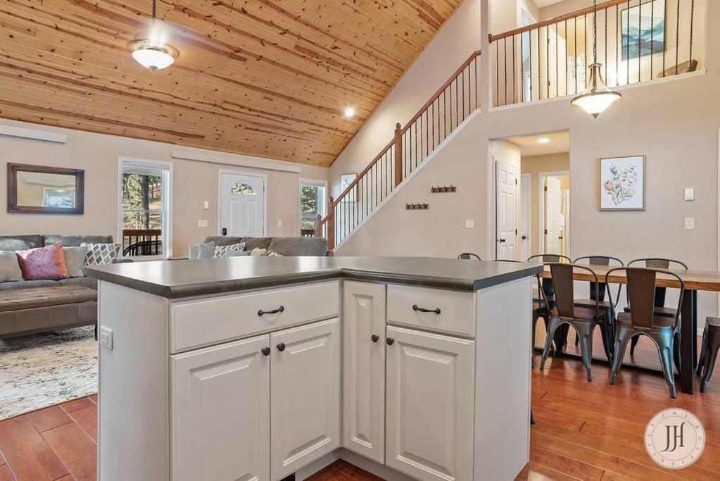 Elk Ridge Fire Place Къстър Екстериор снимка