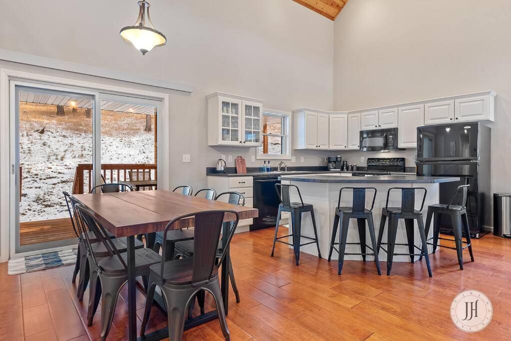 Elk Ridge Fire Place Къстър Екстериор снимка
