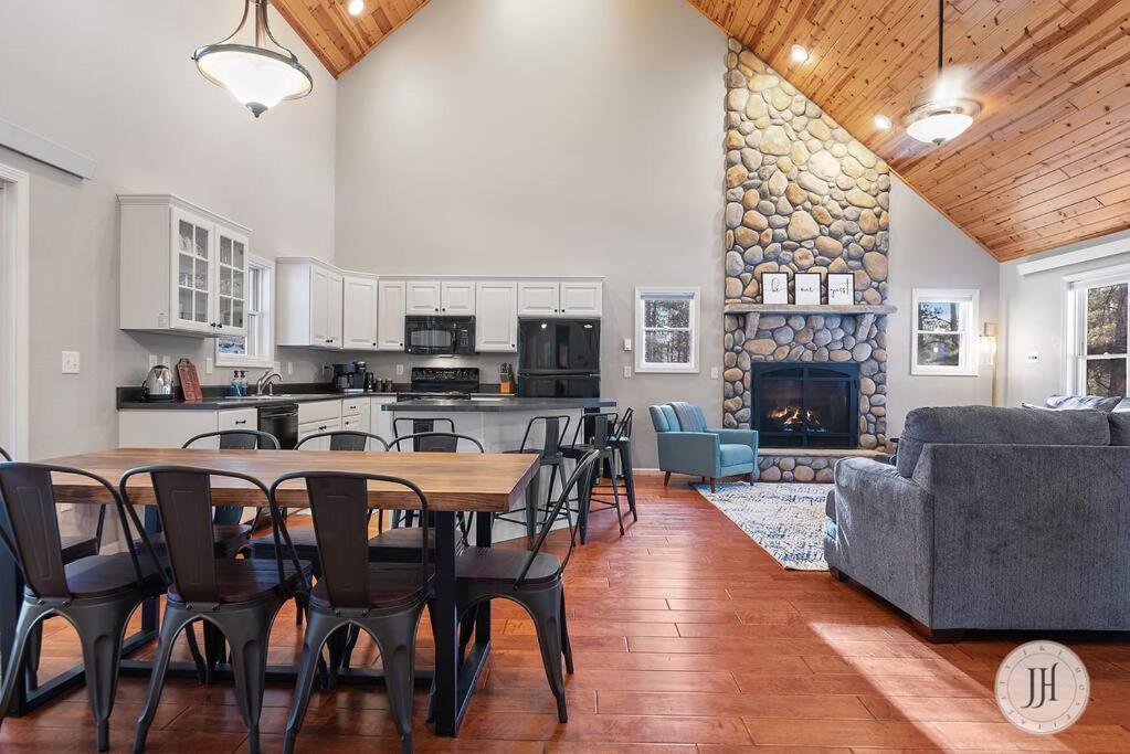 Elk Ridge Fire Place Къстър Екстериор снимка